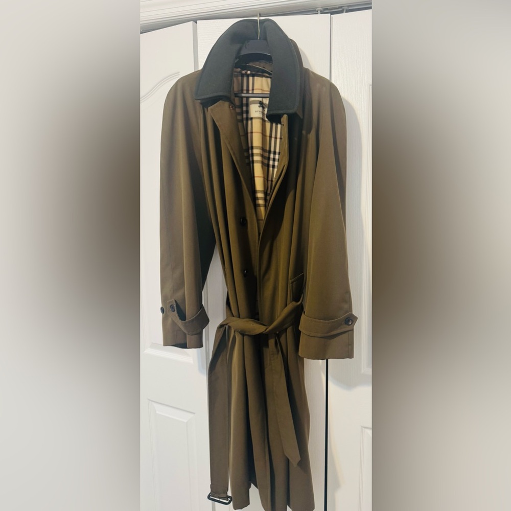 Authentic Burberry Olive Trench Coat